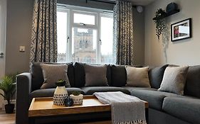 Penthouse On The Rows - Cathedral Views